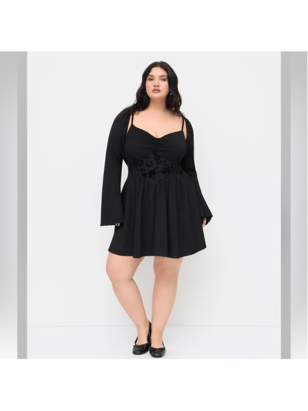 Cider SQUARE NECK FLORAL RUCHED RUFFLE HEM CAMI MINI DRESS WITH SHRUG CURVE PLUS